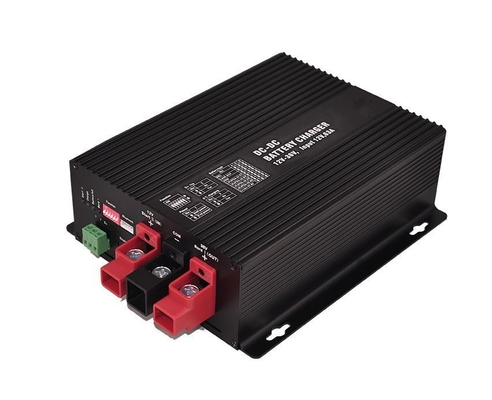 Εύκολο φορτιστή μπαταρίας 12V DC με τάση εκκίνησης μπαταρίας και χαμηλό ρεύμα αυτοκατανάλωσης