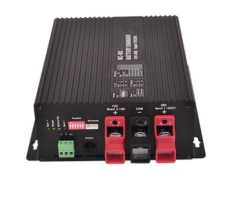 Εύκολο φορτιστή μπαταρίας 12V DC με τάση εκκίνησης μπαταρίας και χαμηλό ρεύμα αυτοκατανάλωσης