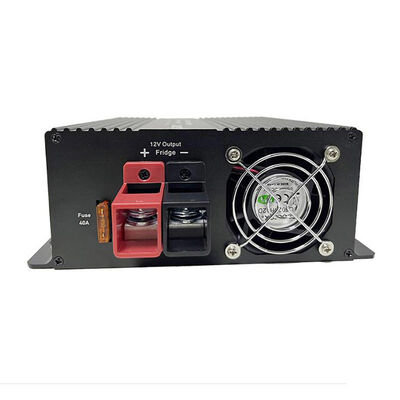 Συνεχή φορτιστή μπαταριών κατάλληλος για μπαταρίες φωσφορικού λιθίου σιδήρου με ενσωματωμένο σύστημα διαχείρισης μπαταριών που εξασφαλίζει την ασφαλή φόρτιση